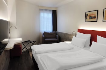 Standard Room, 2 Twin Beds