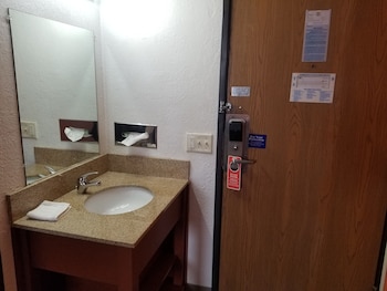 Economy Single Room