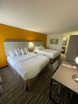 Standard Room, 2 Queen Beds, Non Smoking