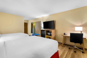 2 Queen Beds, Mobility Accessible Room, Roll-In Shower, Non-Smoking