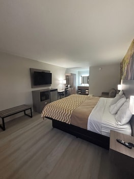 Room, 1 King Bed with Sofa bed, Non Smoking