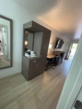 Room, 1 King Bed with Sofa bed, Non Smoking