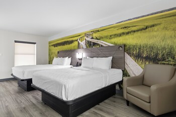 Room, 2 Queen Beds, Non Smoking (Upgrade)