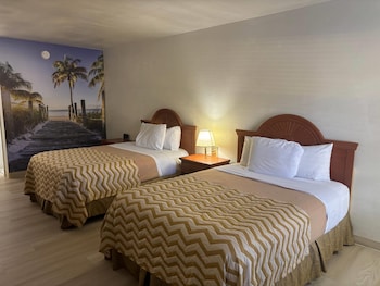 Room, 2 Double Beds, Non Smoking