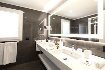Duplex, Sea View (Prestige)