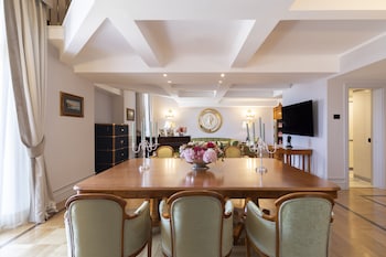 Suite, Sea View (Parkers)