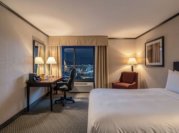 Deluxe Room, 1 King Bed