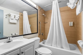 Room, 2 Queen Beds, Non Smoking
