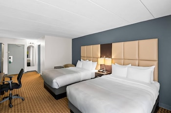 Room, 2 Queen Beds, Non Smoking