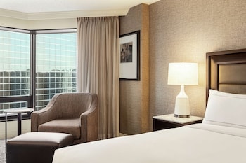 Room, 1 King Bed, City View