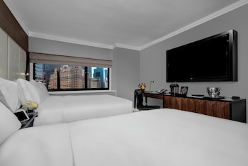 Premium Room, 2 Queen Beds (Manhattan Floor)