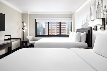 Premium Room, 2 Queen Beds (Manhattan Floor)
