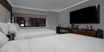 Premium Room, 2 Queen Beds (Manhattan Floor)