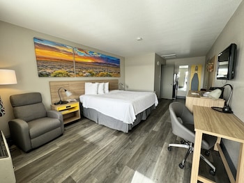 Standard Room, 1 King Bed
