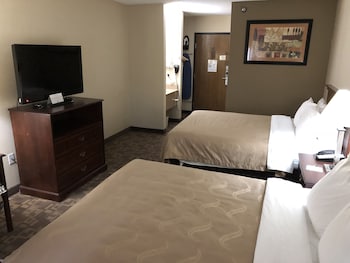 Standard Room, 2 Queen Beds, Non Smoking