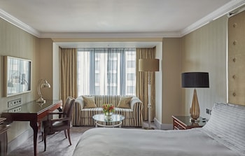 Premium Room, 1 King Bed