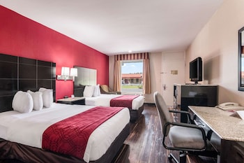 Standard Double Room, 2 Double Beds, Non Smoking