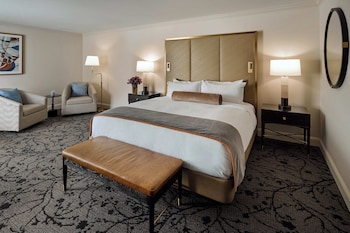 Deluxe Room, 1 King Bed