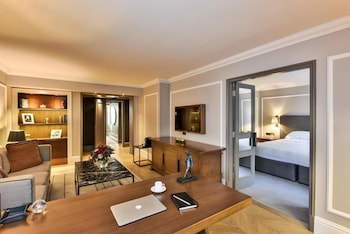 Regency, Executive Suite, 1 King Bed