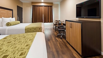Standard Room, 2 Queen Beds, Non Smoking, Refrigerator & Microwave (Shower Only)