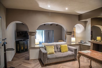 Master Suite King