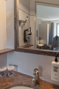 Standard Double Room, Non Smoking, Partial Lake View