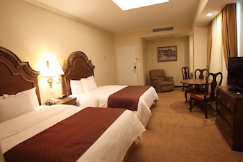 Royal Room, 2 Queen Beds