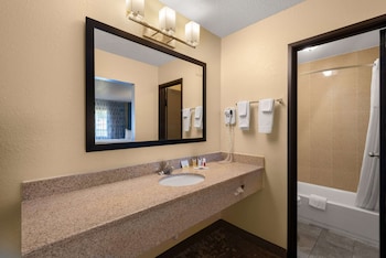 Studio Suite, 2 Queen Beds, Non Smoking (Second Floor)