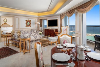 Royal Suite, 1 King Bed (Panoramic Sea view)
