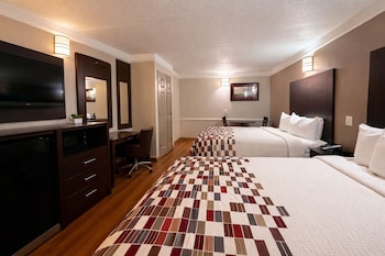 Suite, 2 Queen Beds, Non Smoking, Kitchen