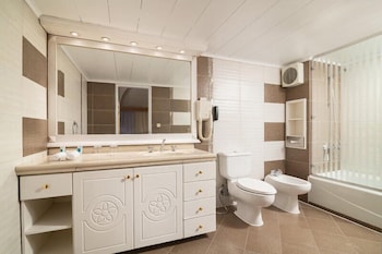 Executive Suite, Garden View