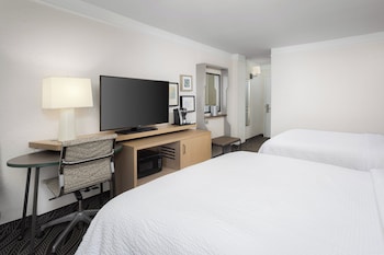 Room, 2 Queen Beds, Balcony, City View