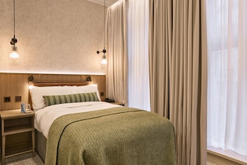 Superior Single Room (Newly refurbished)