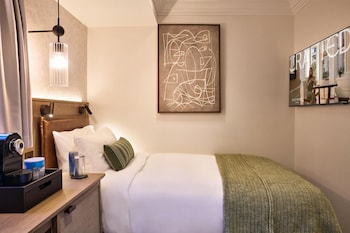 Single Room (Newly refurbished)