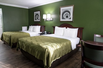 Standard Room, 2 Queen Beds, Non Smoking