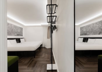 Signature Triple Room