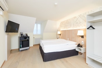 Roof Deluxe Room