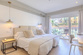 Superior Double or Twin Room, Balcony