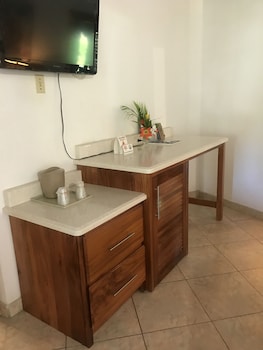 Room, Garden View (Kitchenette)