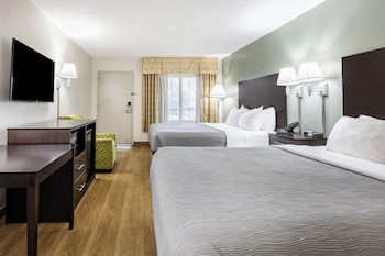 Standard Room, 2 Queen Beds, Non Smoking