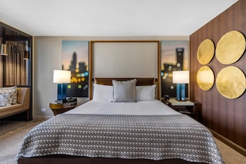 Deluxe Room, 1 King Bed