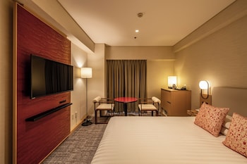 Superior Double Room 4th floor (gym access, shuttle bus from Kyoto St)