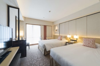 Premium Twin Room, Non Smoking (gym access, shuttle bus from Kyoto St)