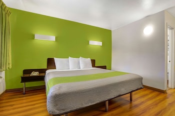 Standard Room, 1 King Bed, Non Smoking