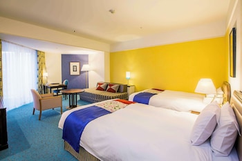 Twin Room, Non-Smoking (South Building, South Resort Floor, Single Use)