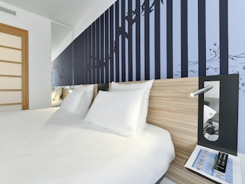 Superior Room, Multiple Beds, Accessible