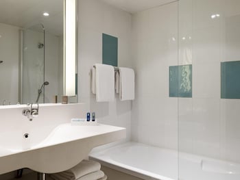 Superior Room, Multiple Beds, Accessible