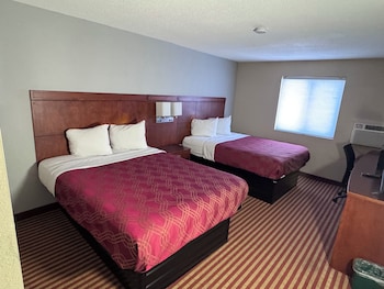 Room, 2 Queen Beds, Non Smoking