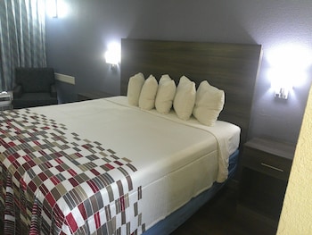Superior Room, 1 King Bed, Non Smoking