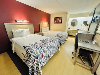 Deluxe Room, 2 Double Beds (Smoke Free)